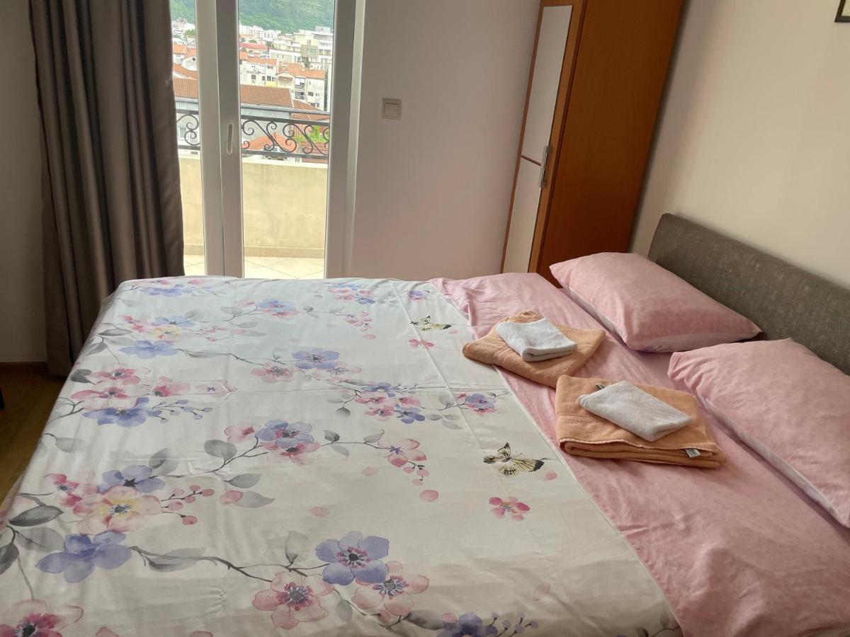 Apartments Manojlovic بودفا المظهر الخارجي الصورة