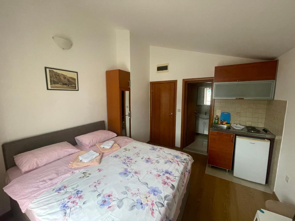 Apartments Manojlovic بودفا المظهر الخارجي الصورة