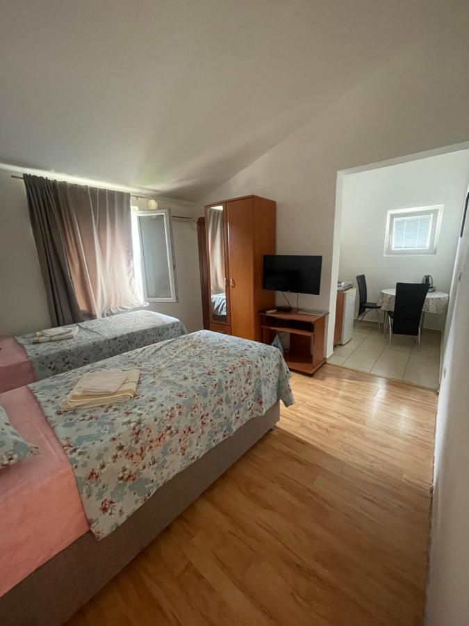 Apartments Manojlovic بودفا المظهر الخارجي الصورة