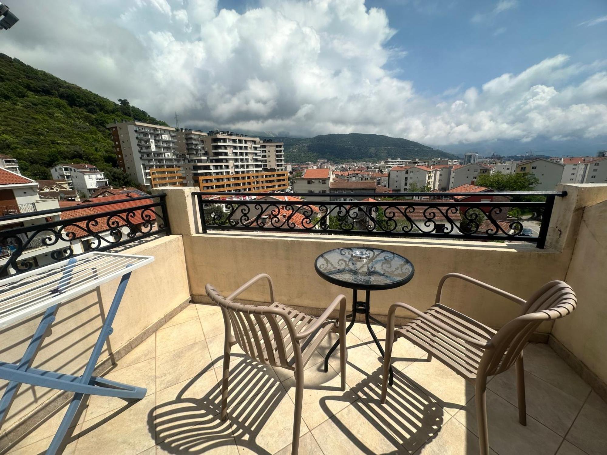 Apartments Manojlovic بودفا المظهر الخارجي الصورة