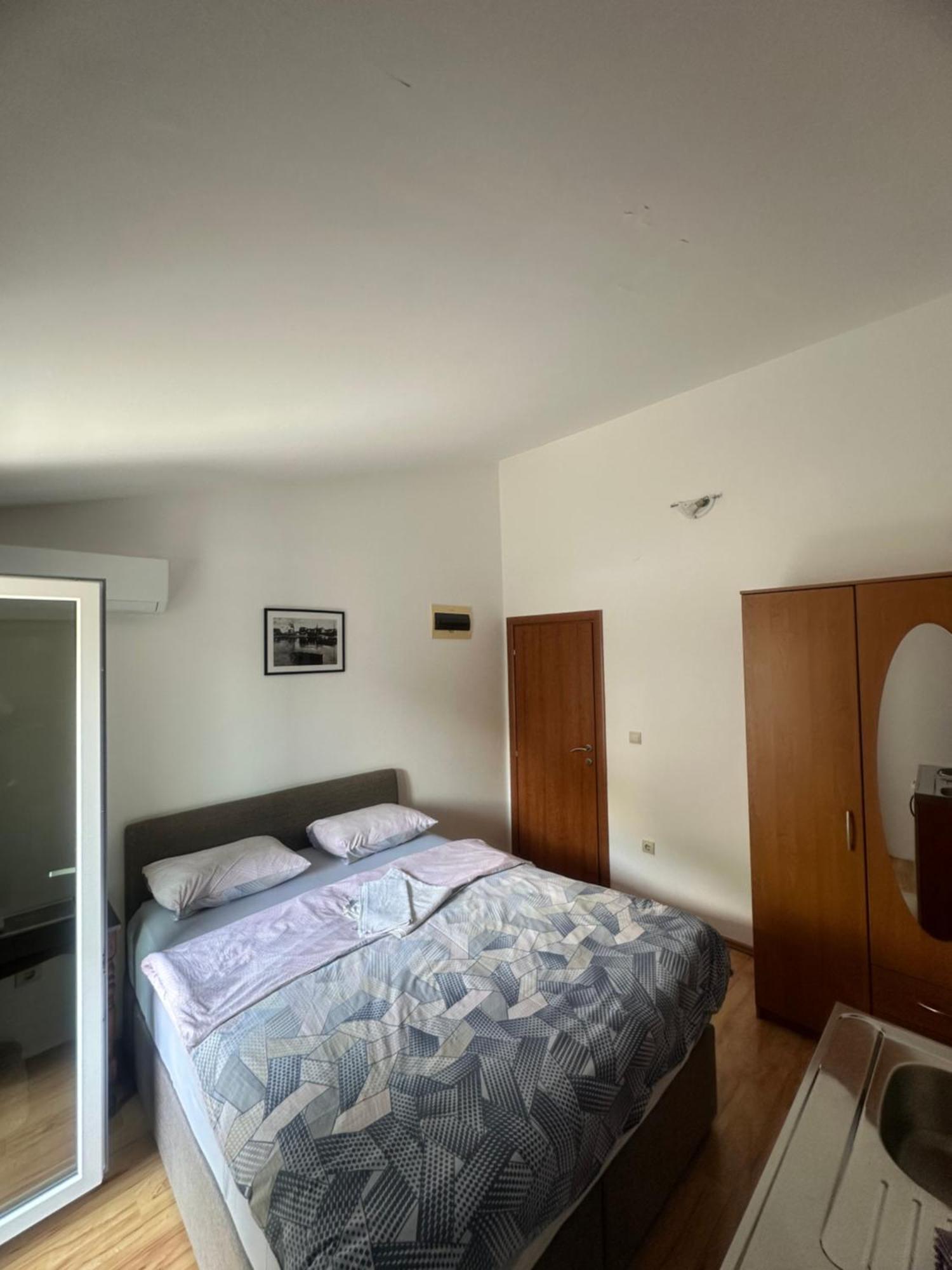 Apartments Manojlovic بودفا المظهر الخارجي الصورة