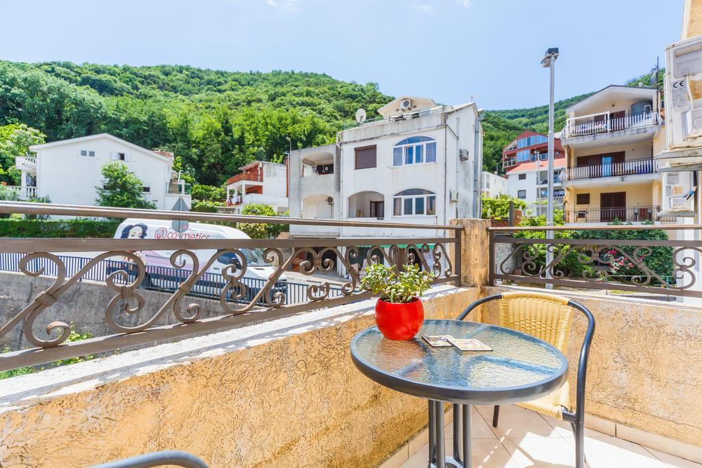 Apartments Manojlovic بودفا المظهر الخارجي الصورة