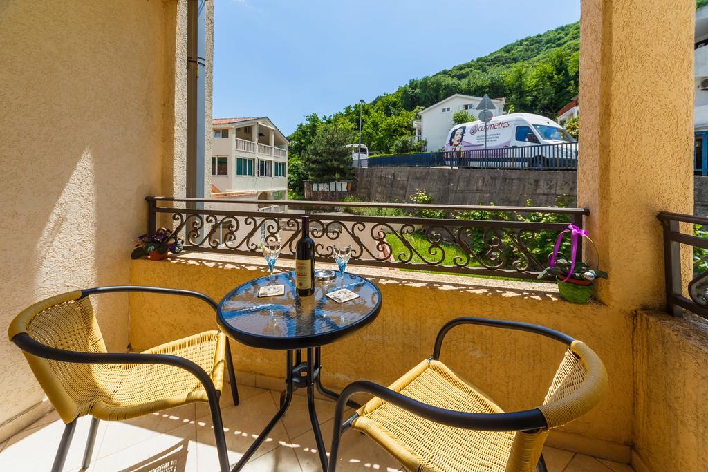 Apartments Manojlovic بودفا المظهر الخارجي الصورة